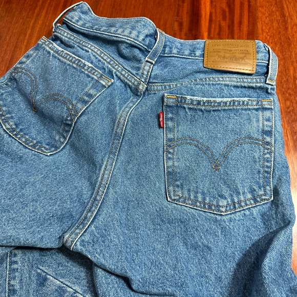 Levi’s wedgie straight washed button up jeans 25 - Picture 6 of 7
